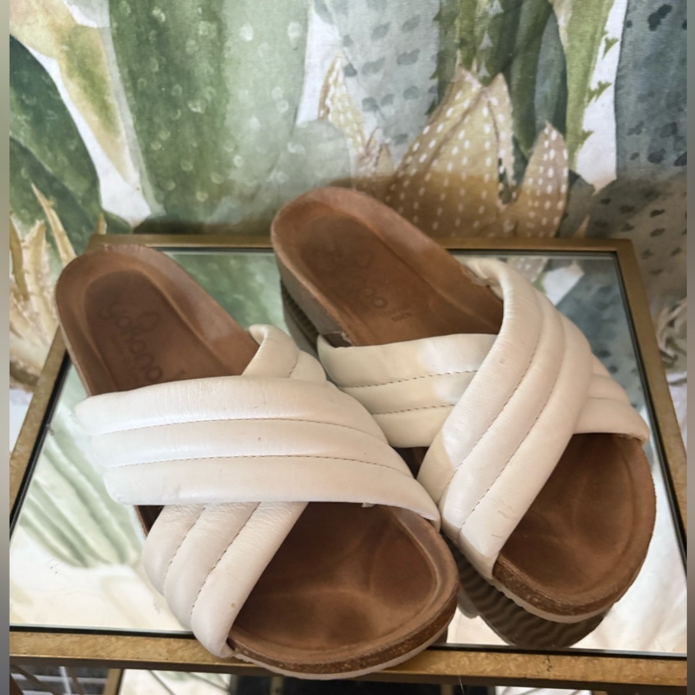 Yukon Leather Slides 🌵